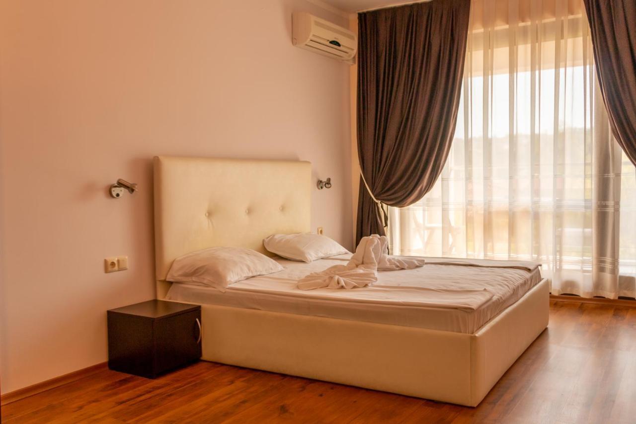 Sozopoli Style Club * Sozopol